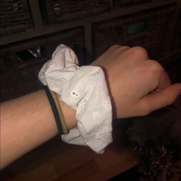 Scrunchie - Picture 2 of 2